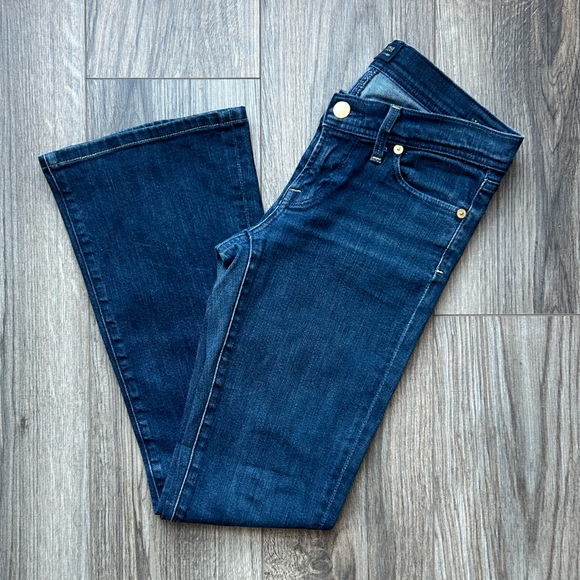 Citizens of Humanity Ingrid Low Waist Flare Jeans | 25 - Picture 11 of 11